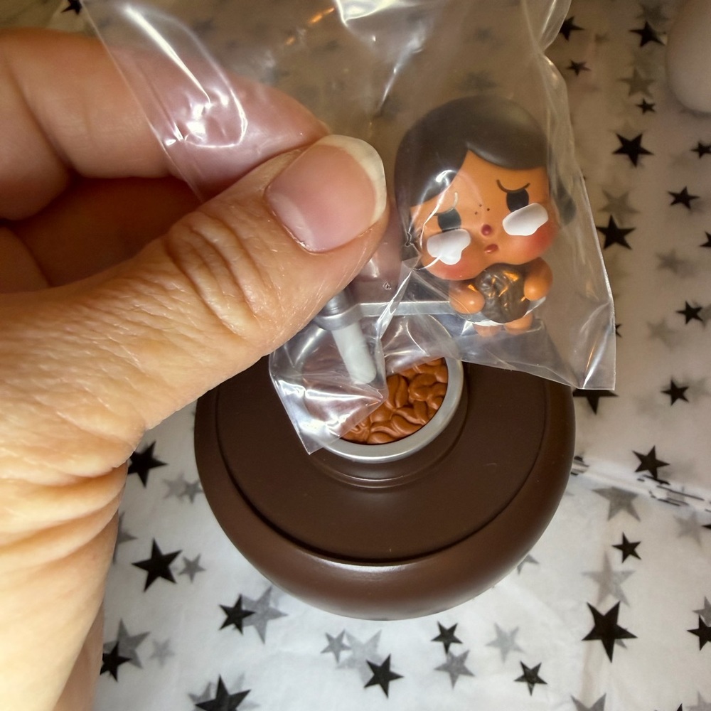 POP MART Crybaby Coffee Bean Jar + 10 Random Pop Beans (Open Box) ☕✨ - Picture 6 of 11